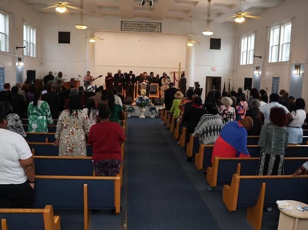 The congregation at worship in the El-Shaddai sanctuary